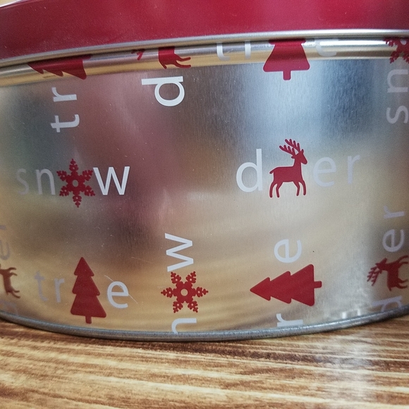 Festive Holiday Cookie Tin Red/Silver Christmas Food Storage Gift Giving Metal - Picture 3 of 10